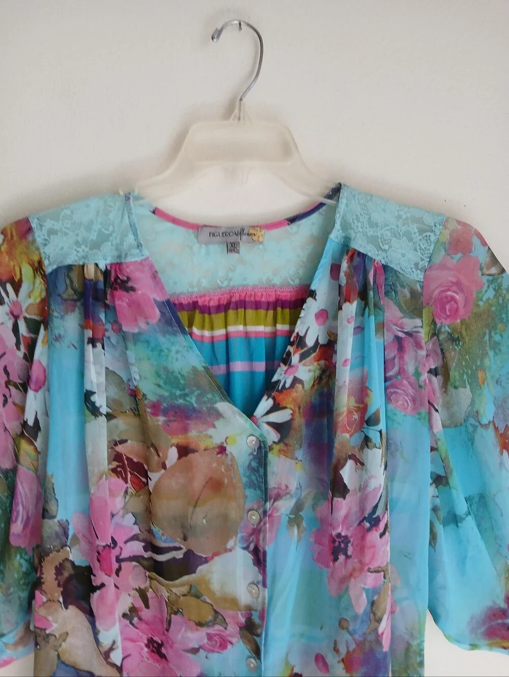 Figuero & Flower Blouse Size XL Lace Shoulder Sheer